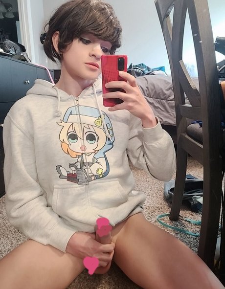 Trappy chan art model images