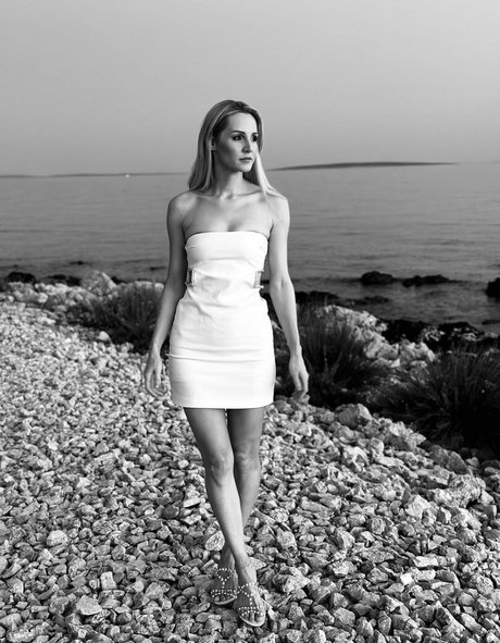 bikini nude onlyfans pornos pic