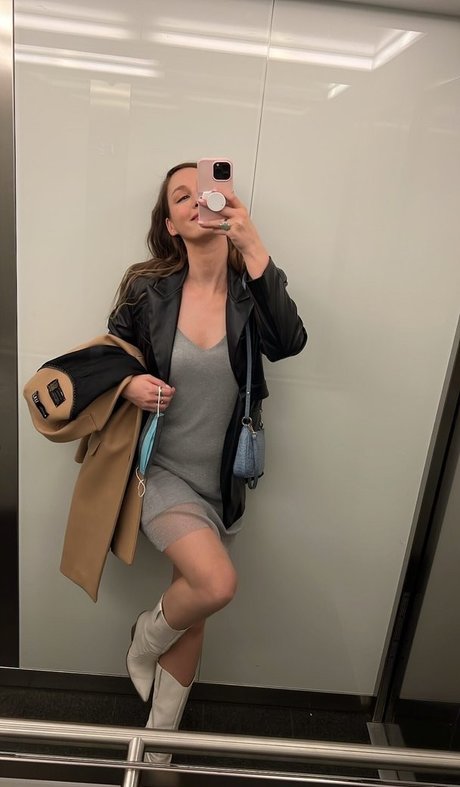 two onlyfans xxx image