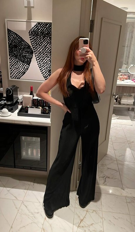 Sjokz model art photos