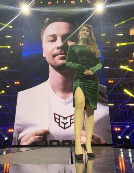 shemale fucks guy onlyfans free xxx img