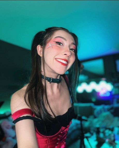 naked onlyfans hot image