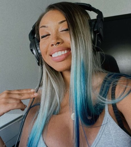 Ericka Bozeman porn actress galleries