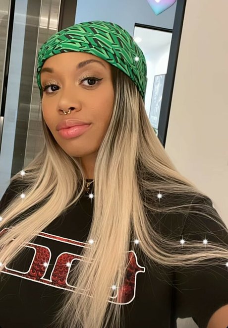 Ericka Bozeman sexy model picture