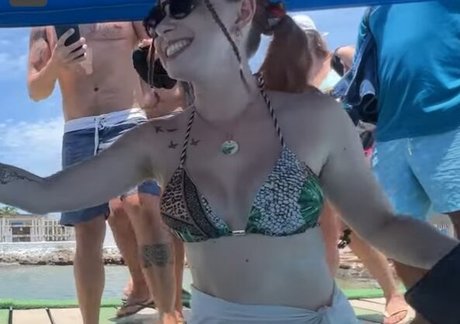 Ana Lara star erotic images