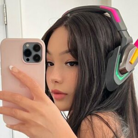 Aria Lxv pornstar beautiful pics