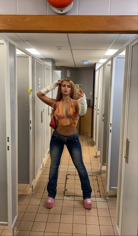 blonde tits onlyfans sexy images