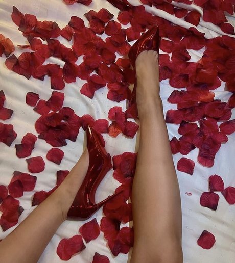 mom fuck onlyfans pornographic pic