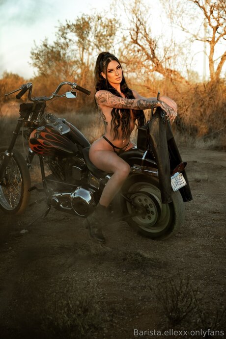 laurelemonique art actress image