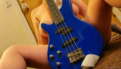 im mzhyde pornographic model archive