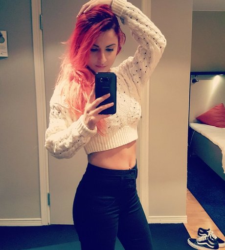 fat girls onlyfans erotic gallery