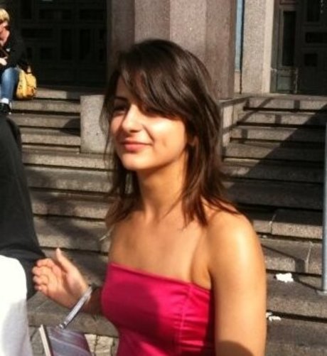 AnnieFuchsia hd star galleries