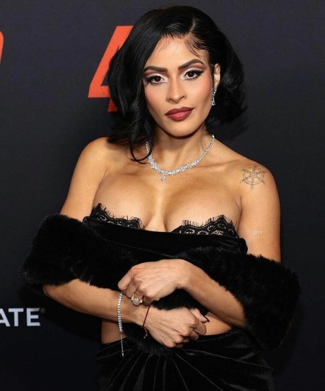 naughty onlyfans naked photos