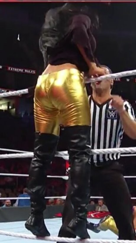 mature onlyfans naked picture