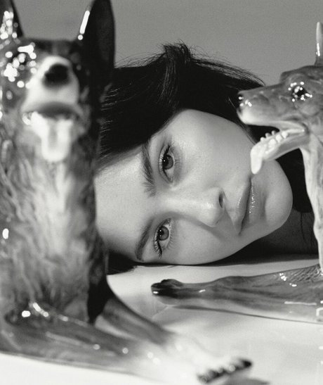 Gracie Abrams nudes model img