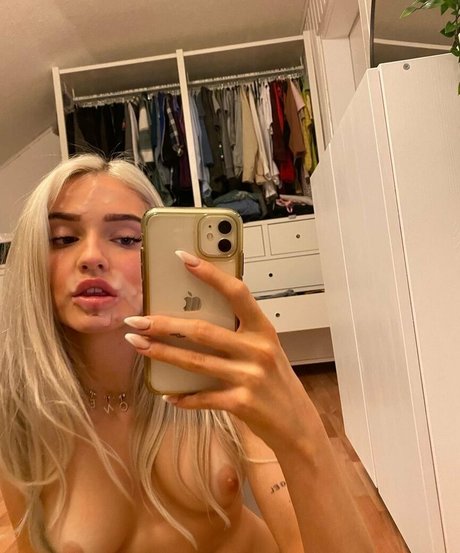 HoneyPuu top actress galleries