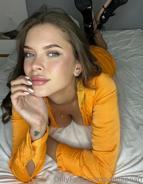 polinapearl pornographic model pics
