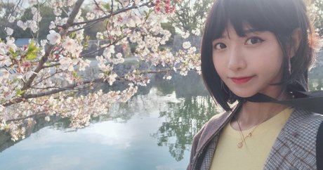 hairy vagina onlyfans adult image