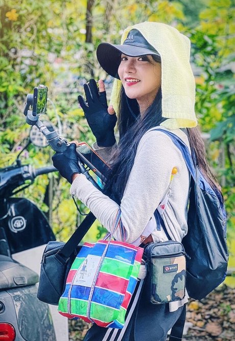 jinnytty star nude pictures