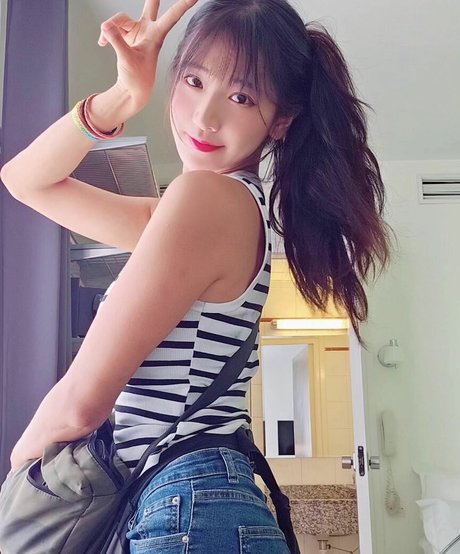 jinnytty star beautiful pics