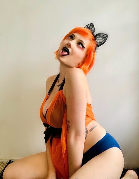 nattend0 naked model pics