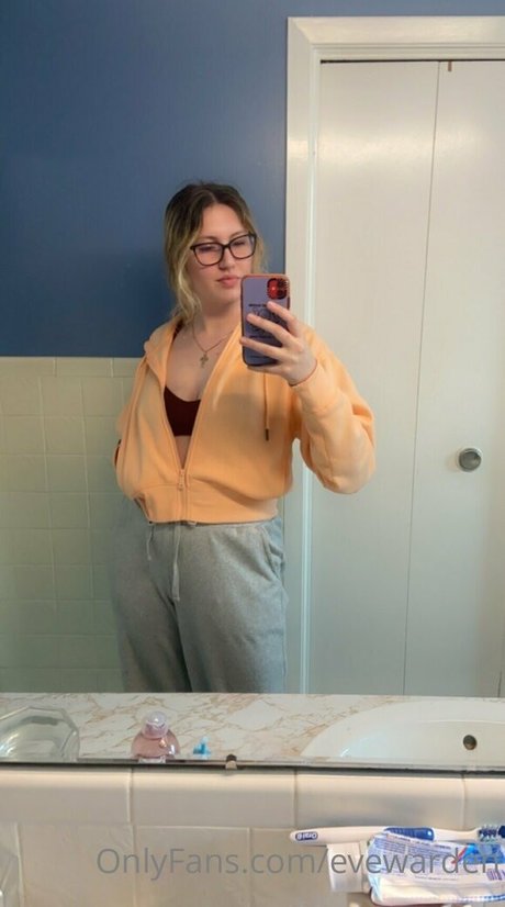 evewarden pornstar high quality img