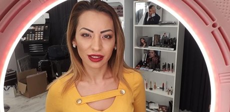 mirror selfie onlyfans porn pics