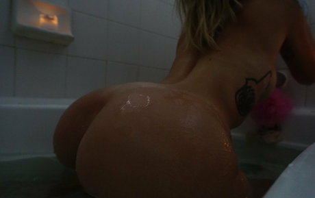 kattkennedy actress img