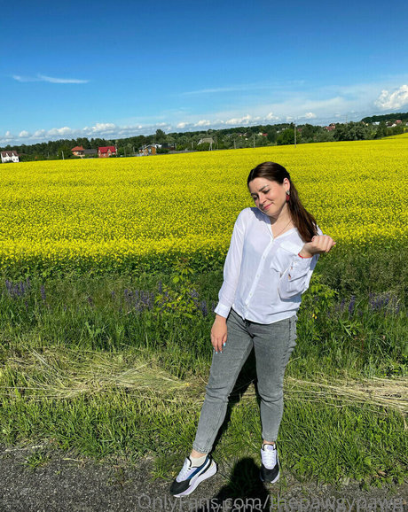 thepawgypawg star pretty photos