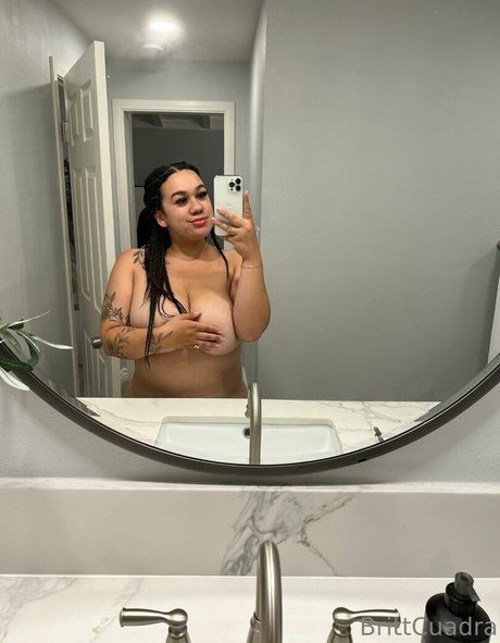 mirror selfie onlyfans hot nude pics