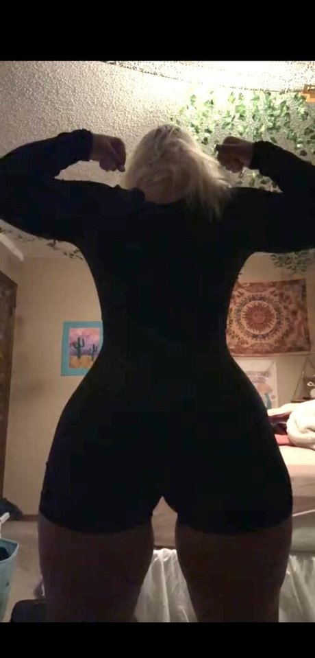 Paige Kinowski top pornstar image