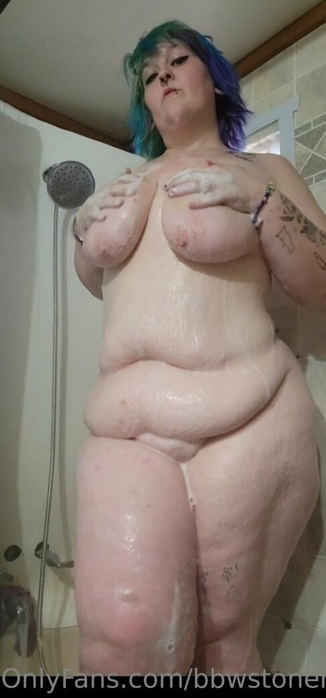 lilbbwstoner beautiful model picture