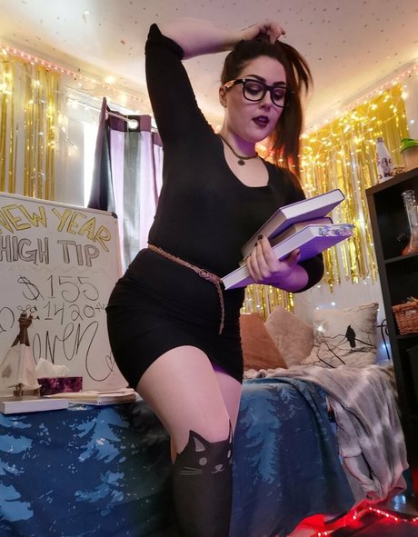 nissariousd nudes star photos