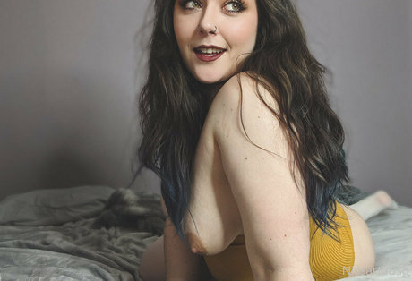 nissariousd pornstar adult photo