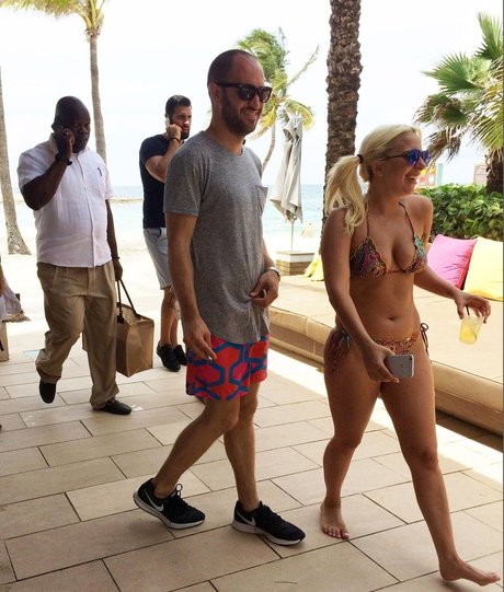 Lady Gaga pornstar art pics