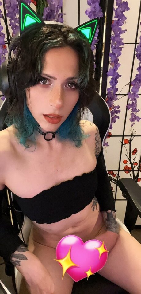 ghostyygoth art star pictures