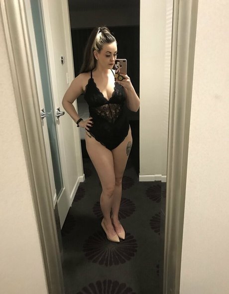 karby naked pornstar photos