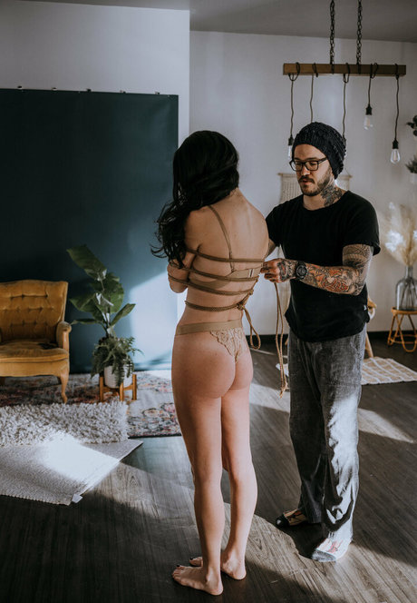 akatsuki shibari model hd pic