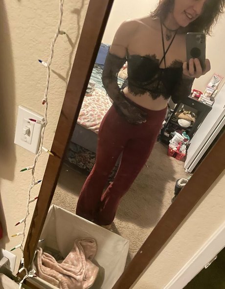 acaiadynna sex model image