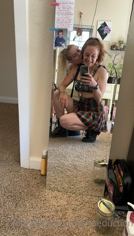 acaiadynna hot actress photos