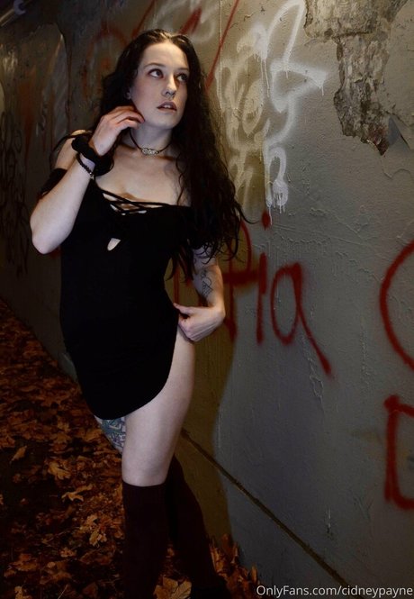 acaiadynna nude model photos