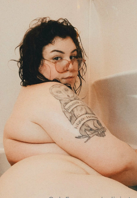 nerdy onlyfans hot sexy pic