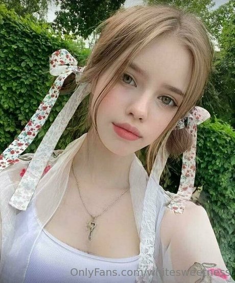 ebony smoking onlyfans xxx pics