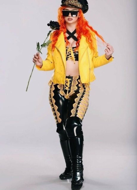 GiGi Dolan nude pornstar images