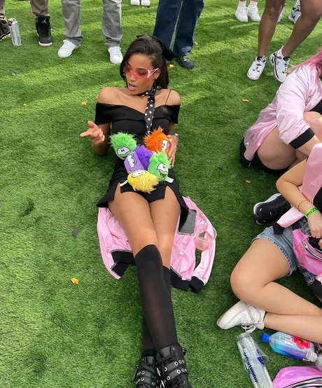 Ella Balinska sex model pics