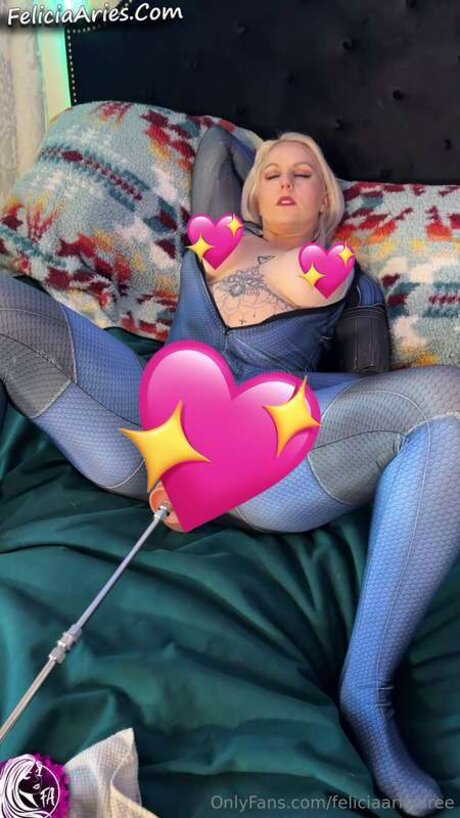 Feliciaariesfree model hot gallery