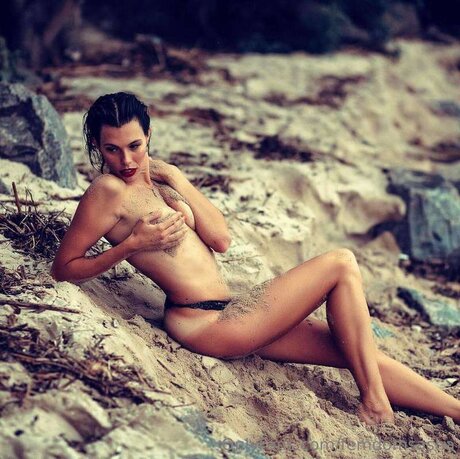 Femdomsasha best pornstar pictures