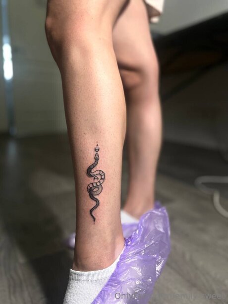 Emily Sweet model best images