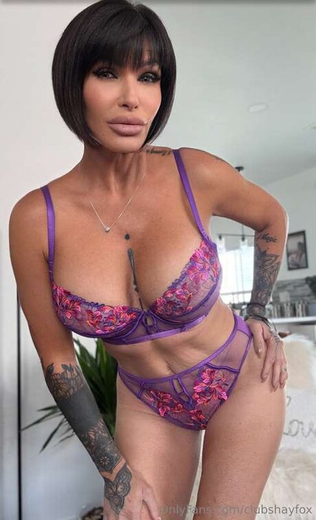 Clubshayfox pornstar picture