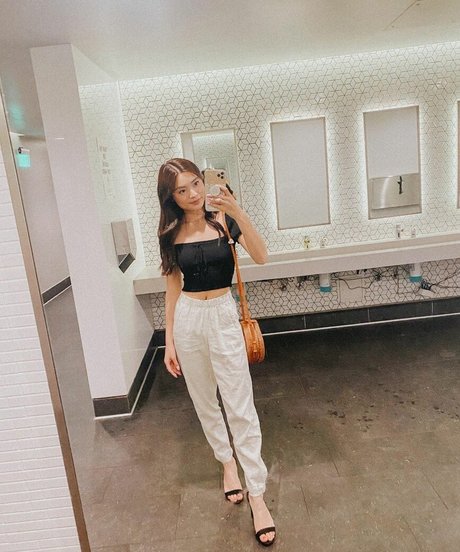 licking pussy onlyfans hot porn picture